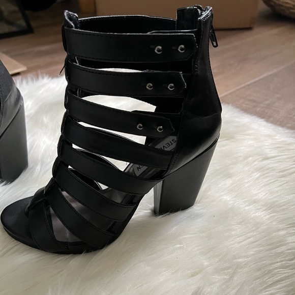 Steve Madden Heels - Picture 5 of 6